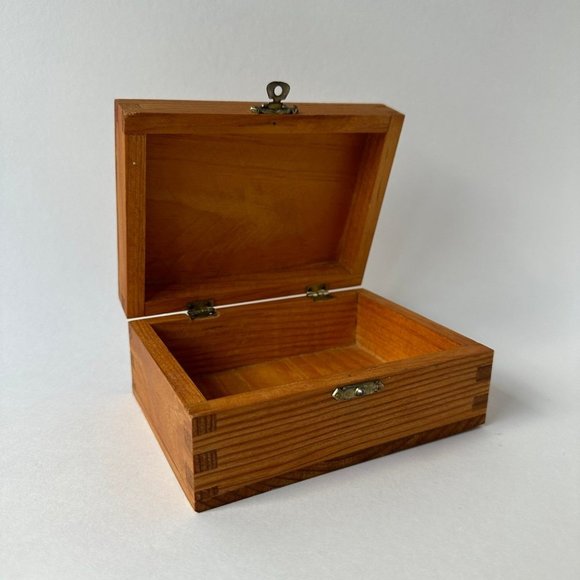 Wooden Bird House Box - Picture 3 of 9